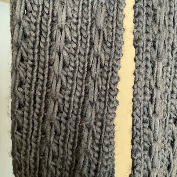 Scarf - Picture 2 of 3